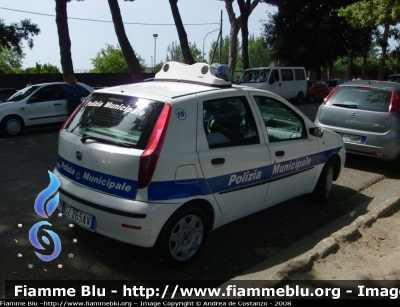 Fiat Punto III Serie
Polizia Municipale Giugliano in Campania (NA)
Parole chiave: Fiat Punto_ IIIserie_Polizia _Municipale_Giugliano_ in_ Campania (NA)