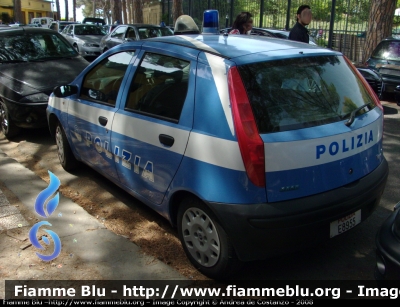 Fiat Punto II serie
Polizia di Stato
Polizia E8955
Parole chiave: Fiat Punto_IIserie_PoliziaE8955