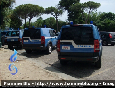 Land Rover Discovery 3
Polizia di Stato
Reparto Mobile
Polizia F5009 - F5010
Versioni senza loghi
Parole chiave: Land_Rover Discovery_3 PS Reparto_Mobile PoliziaF5010 festa_della_polizia_2008