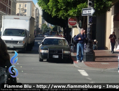 Ford Crown Victoria
United States of America - Stati Uniti d'America
San Francisco Bart Police
Parole chiave: Ford Crown_Victoria_San_ Francisco _Bart _Police