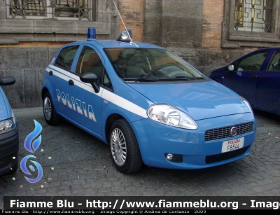 Fiat Grande Punto
Polizia di Stato
POLIZIA F8544
Parole chiave: Fiat Grande Punto_PoliziaF8544_festa della polizia_2009