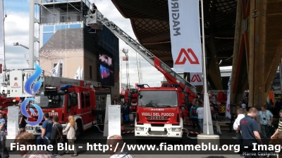 Iveco EuroCargo 180E32 III serie
Vigili del Fuoco
AutoScala M32L da 32 metri allestimento Magirus
Esposta all'Interschutz 2015
Parole chiave: Iveco EuroCargo_180E32_IIIserie Interschutz_2015