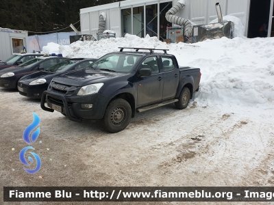 Isuzu D-Max II serie
Carabinieri
Centro Carabinieri Addestramento Alpino
Soccorso Alpino
CC DR 321
Parole chiave: Isuzu D-Max_IIserie CCDR321