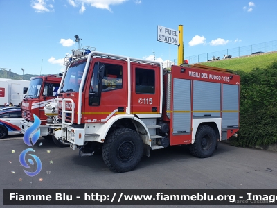 Iveco Grizzly 140E24 4x4 I serie
Vigili del Fuoco
Comando Provinciale di Firenze
AutoPompaSerbatoio allestimento Iveco-Magirus
VF 21942
MotoGP Mugello 2019
Parole chiave: Iveco Grizzly_140E24_4x4_Iserie VF21942 MotoGP_Mugello_2019