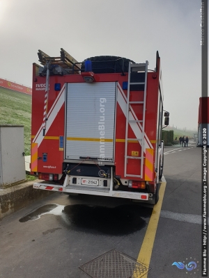 Iveco Grizzly 140E24 4x4 I serie
Vigili del Fuoco
Comando Provinciale di Firenze
AutoPompaSerbatoio allestimento Iveco-Magirus
VF 21942
Finali Mondiali Ferrari - Mugello 2019
Parole chiave: Iveco Grizzly_140E24_4x4_Iserie VF21942 Finali_Mondiali_Ferrari_2019