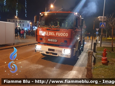 Iveco TurboTech 190-26
Vigili del Fuoco
Comando Provinciale di Treviso
AutoPompaSerbatoio allestimento Iveco-Magirus ricondizionata Fortini
VF 17786
Parole chiave: Iveco TurboTech_190-26 VF17786