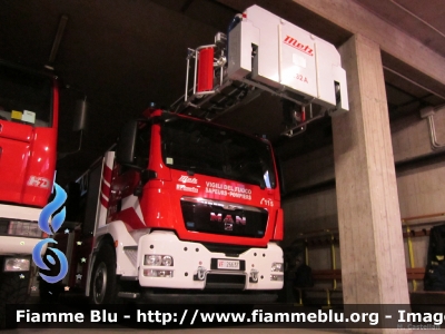 Man TGS I serie
Vigili del Fuoco
Corpo Permanente di Aosta
AutoScala snodata da 32 metri allestimento Metz
Esemplare con asse posteriore sterzante e con trazione anteriore idrostatica inseribile Hydrodrive
VF 26637
Parole chiave: Man TGS_Iserie VF26637