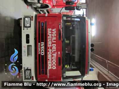 Iveco EuroFire 150E27 I serie
Vigili del Fuoco
Corpo Permanente di Aosta
AutoPompaSerbatoio allestimento Iveco-Magirus
VF 18533
Parole chiave: Iveco EuroFire_150E27_Iserie VF18533