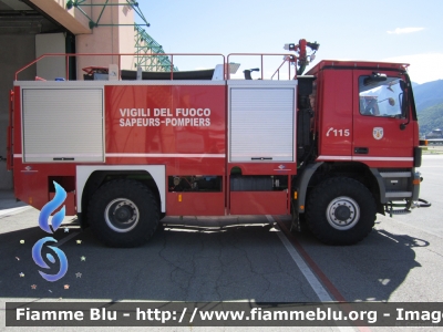 Mercedes-Benz Actros 1843 4x4 I serie
Vigili del Fuoco
Corpo Permanente di Aosta
Distaccamento aeroportuale
AutoIdroSchiuma allestimento Bai VAMM 4300
VF 21793
Parole chiave: Mercedes-Benz Actros_1843_4x4_Iserie VF21793