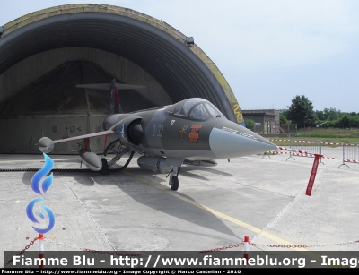 Lockheed Fiat F-104 S ASA
Aeronautica Militare Italiana
51° Stormo Istrana (TV)
132° Gruppo "C.E. Buscaglia"
3-32
Parole chiave: Lockheed Fiat F-104_S_ASA 3-32