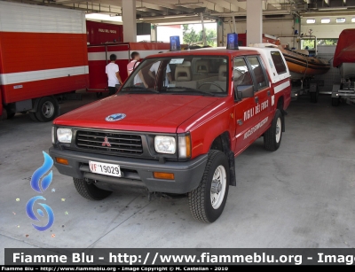 Mitsubishi L200 I serie
Vigili del Fuoco
Nucleo Sommozzatori di Mestre (VE)
VF 19029
Parole chiave: Mitsubishi L200_Iserie VF19029