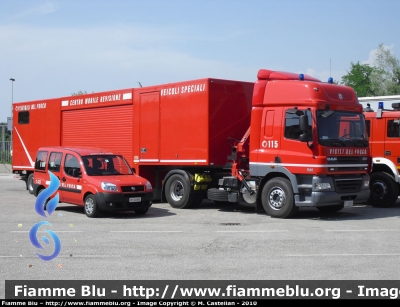 Daf CF 85.460 I serie
Vigili del Fuoco
Comando Provinciale di Venezia
Distaccamento Permanente di Mestre (VE)
Semirimorchio Centro Mobile Revisione
VF 25310
Parole chiave: Daf CF_85.460_Iserie VF25310