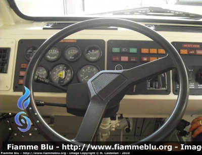 Iveco 6640G
Vigili del Fuoco
Mezzo anfibio Distaccamento Permanente di Mestre (VE)
Da poco ricondizionato
VF 14516
Posto guida
Parole chiave: Iveco 6640G VF14516