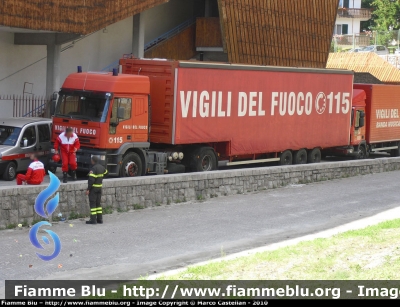 Iveco EuroTech 440E42
Vigili del Fuoco
VF 20928
Parole chiave: Iveco EuroTech_440E42 VF20928 Raduno_Nazionale_VVF_2010