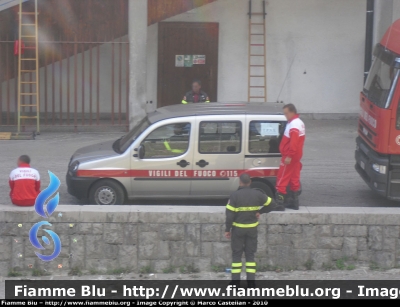 Fiat Doblò I serie
Vigili del Fuoco
VF 24006
Parole chiave: Fiat Doblò_Iserie VF24006 Raduno_Nazionale_VVF_2010