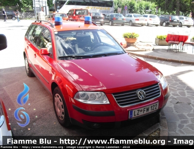 Volkswagen Passat Variant V serie
Österreich - Austria
Feuerwehr Lienz

Parole chiave: Volkswagen Passat_Variant_Vserie Raduno_Nazionale_VVF_2010