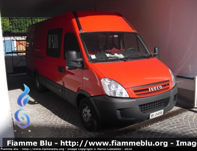 Iveco Daily IV serie
Vigili del Fuoco
VF 24696
Parole chiave: Iveco Daily_IVserie VF24696 Raduno_Nazionale_VVF_2010