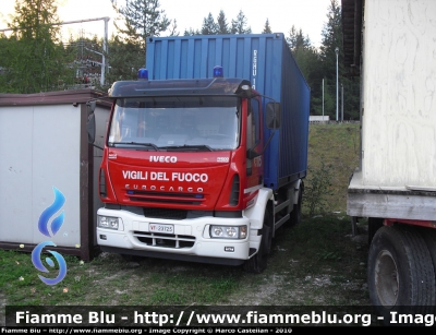 Iveco EuroCargo 180E28 II serie
Vigili del Fuoco
Comando Provinciale di Firenze
VF 23725
Parole chiave: Iveco EuroCargo_180E28_IIserie VF23725 Raduno_Nazionale_VVF_2010