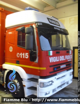 Iveco EuroTech 440E38
Vigili del Fuoco
Comando Provinciale di Venezia
Nucleo Operativo Chimico Speciale NOCS-NBCR di Mestre (VE)
VF 21490

Si ringrazia per la disponibilità tutto il personale del Comando
Parole chiave: Iveco EuroTech_440E38 VF21490