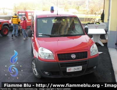 Fiat Doblò II serie
Vigili del Fuoco
Autovettura Comando Provinciale Treviso
VF24961
Parole chiave: Fiat Doblò_IIserie VVF Autovetture Treviso VF24961 Inaugurazione_Caserma_VVF_Montebelluna_TV