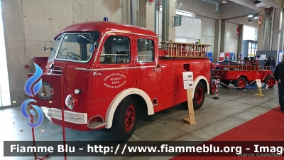 Fiat 640 N ASPI
Vigili del Fuoco
Corpo Permanente di Bolzano
Berufsfeuerwehr Bozen
VF 4060
Esposta al Civil Protect 2016
Parole chiave: Fiat 640_N_ASPI Civil_Protect_2016