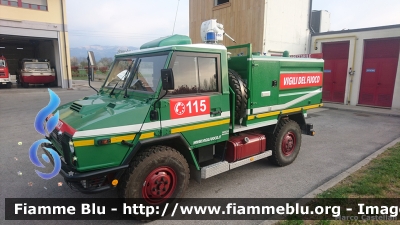 Iveco VM90 Scout
Vigili del Fuoco
Comando Provinciale di Treviso
Distaccamento Permanente di Montebelluna (TV)
Antincendio Boschivo allestimento Iveco-Magirus
Ex Corpo Forestale dello Stato
VF 28111
Parole chiave: Iveco VM90_Scout VF28111