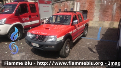 Mitsubishi L200 III serie
Vigili del Fuoco
Comando Provinciale di Treviso
Distaccamento Volontario di Asolo (TV)
VF 26511 
Parole chiave: Mitsubishi L200_IIIserie VF26511 Ventennale_VVF_Asolo