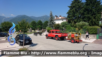 Land Rover Defender 130
Vigili del Fuoco
Comando Provinciale di Belluno
Distaccamento Volontario Basso Feltrino (BL)
Sostituito dall'Isuzu D-Max II serie
VF 19280
Parole chiave: Land-Rover Defender_130 VF19280 Inaugurazione_Fuoristrada_VVF_Basso_Feltrino_2016