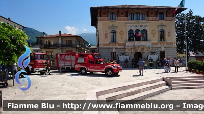 Isuzu D-Max II serie
Vigili del Fuoco
Comando Provinciale di Belluno
Distaccamento Volontario Basso Feltrino (BL)
Fuoristrada con modulo scarrabile polisoccorso allestimento Baggio & De Sordi
VF 27628

Fotografato durante l'inaugurazione
Parole chiave: Isuzu D-Max_IIserie VF27628 Inaugurazione_Fuoristrada_VVF_Basso_Feltrino_2016 Iveco EuroCargo_120E18_Iserie VF26716 Fiat-Iveco 160NC VF14259