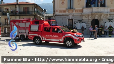 Isuzu D-Max II serie
Vigili del Fuoco
Comando Provinciale di Belluno
Distaccamento Volontario Basso Feltrino (BL)
Fuoristrada con modulo scarrabile polisoccorso allestimento Baggio & De Sordi
VF 27628

Fotografato durante l'inaugurazione
Parole chiave: Isuzu D-Max_IIserie VF27628 Inaugurazione_Fuoristrada_VVF_Basso_Feltrino_2016