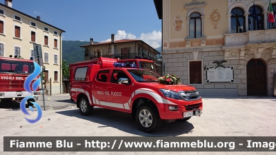 Isuzu D-Max II serie
Vigili del Fuoco
Comando Provinciale di Belluno
Distaccamento Volontario Basso Feltrino (BL)
Fuoristrada con modulo scarrabile polisoccorso allestimento Baggio & De Sordi
VF 27628

Fotografato durante l'inaugurazione
Parole chiave: Isuzu D-Max_IIserie VF27628 Inaugurazione_Fuoristrada_VVF_Basso_Feltrino_2016