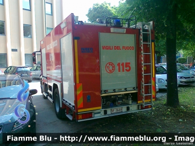 Iveco EuroCargo 180E30 III serie
Vigili del Fuoco
Comando Provinciale di Padova
AutoBottePompa allestimento Iveco-Magirus
VF 26469
Parole chiave: Iveco EuroCargo_180E30_IIIserie VF26469