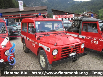 Fiat Campagnola II serie
Vigili del Fuoco
Comando Provinciale di Belluno
VF 12690
Parole chiave: Fiat Campagnola_IIserie VF12690 Centenario_VVF_Zoldo_Alto