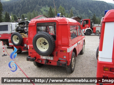 Fiat Campagnola II serie
Vigili del Fuoco
Comando Provinciale di Belluno
VF 12690
Parole chiave: Fiat Campagnola_IIserie VF12690 Centenario_VVF_Zoldo_Alto