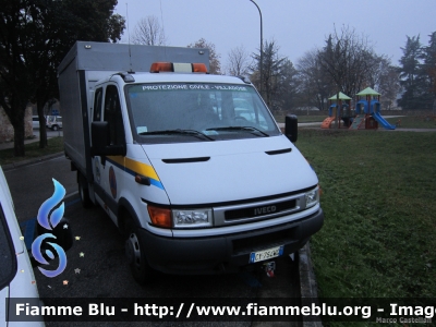 Iveco Daily III serie
Protezione Civile
Gruppo Comunale di Villadose (RO)
Parole chiave: Iveco Daily_IIIserie Meeting_PC_Veneto_2011