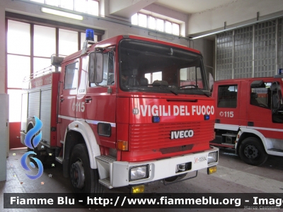 Iveco 180-24
Vigili del Fuoco
Comando Provinciale di Milano
AutoPompaSerbatoio allestimento Baribbi
VF 15584
Parole chiave: Iveco 180-24 VF15584