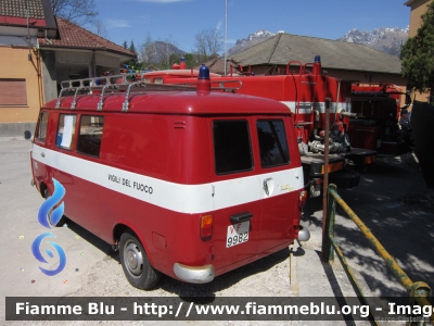 Fiat 238
Vigili del Fuoco
Comando Provinciale di Belluno
Mezzo storico
VF 9982

Si ringraziano il Comandante Arch. Luongo e tutto il personale del Comando per la disponibilità
Parole chiave: Fiat 238 VF9982 Inaugurazione_Circolo_Ricreativo_VVF_BL_2012