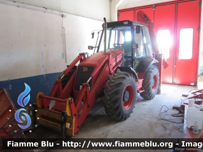 JCB 4CX
Vigili del Fuoco
Comando Provinciale di Belluno
Gruppo Operativo Speciale Veneto
VF 21670

Si ringraziano il Comandante Arch. Luongo e tutto il personale del Comando per la disponibilità
Parole chiave: JCB 4CX VF21670 Inaugurazione_Circolo_Ricreativo_VVF_BL_2012