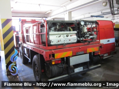 Iveco 80-16
Vigili del Fuoco
Comando Provinciale di Belluno
Antincendio Boschivo
VF 14884

Si ringraziano il Comandante Arch. Luongo e tutto il personale del Comando per la disponibilità
Parole chiave: Iveco 80-16 VF14884