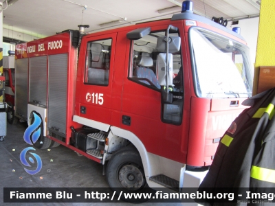 Iveco CityEuroFire 100E21 I serie
Vigili del Fuoco
Comando Provinciale di Belluno
AutoPompaSerbatoio allestimento Iveco-Magirus
VF 20942

Si ringraziano il Comandante Arch. Luongo e tutto il personale del Comando per la disponibilità
Parole chiave: Iveco CityEuroFire_100E21_Iserie VF20942