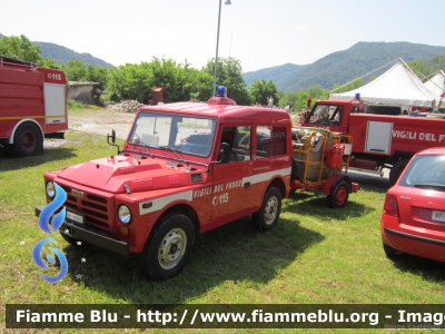 Fiat Campagnola II serie
Vigili del Fuoco
Comando Provinciale di Belluno
Distaccamento Volontario Basso Feltrino (BL)
VF 12926
Parole chiave: Fiat Campagnola_IIserie VF12926 Inaugurazione_APS_VVFV_Basso_Feltrino_2012