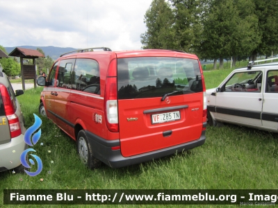 Mercedes-Benz Vito II serie
Vigili del Fuoco
Corpo Permanente di Trento
VF Z85 TN
Parole chiave: Mercedes-Benz Vito_IIserie VFZ85TN Raduno_ANVVF_Asiago_2012