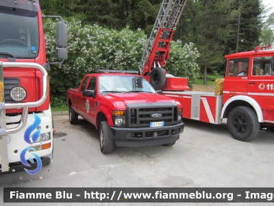 Ford F-350 II serie
Allied Force in Italy
Fire & Emergency Service Division Vicenza
Parole chiave: Ford F-350_IIserie Raduno_ANVVF_Asiago_2012