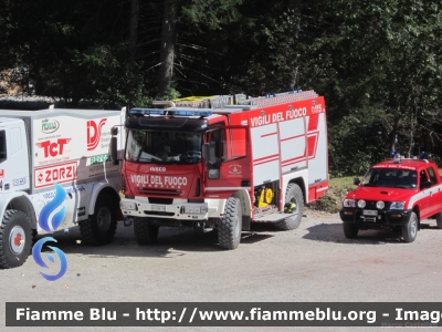 Iveco EuroFire 140E28 4x4 II serie
Vigili del Fuoco
Corpo Volontari San Martino di Castrozza (TN)
Distretto di Primiero
AutoPompaSerbatoio allestimento Iveco-Magirus
VF 7A9 TN
Parole chiave: Iveco EuroFire_140E28_4x4_IIserie VF7A9TN Mitsubishi L200_IIIserie VFB61TN