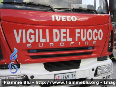 Iveco EuroFire 140E28 4x4 II serie
Vigili del Fuoco
Corpo Volontari San Martino di Castrozza (TN)
Distretto di Primiero
AutoPompaSerbatoio allestimento Iveco-Magirus
VF 7A9 TN
Parole chiave: Iveco EuroFire_140E28_4x4_IIserie VF7A9TN