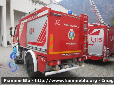 Mercedes-Benz Unimog U20
Vigili del Fuoco
Unione Distrettuale di Borgo Valsugana
Corpo Volontario di Torcegno (TN)
Allestimento Kofler Fahrzeugbau
VF 2J3 TN
Parole chiave: Mercedes-Benz Unimog_U20 VF2J3TN Civil_Protect_2013