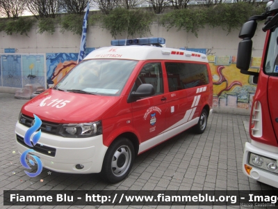 Volkswagen Transporter T5 restyle
Vigili del Fuoco
Unione Distrettuale Bassa Val Pusteria
Corpo Volontario di Lutago - Luttach (BZ)
Allestimento Kofler Fahrzeugbau
VF FW34J
Parole chiave: Volkswagen Transporter_T5_restyle VFFW34J Civil_Protect_2013