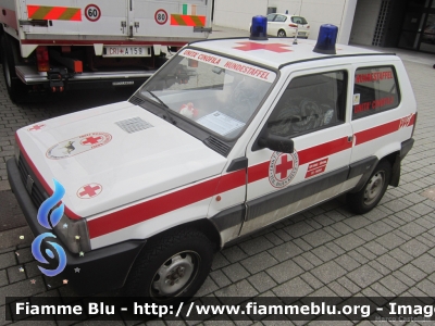 Fiat Panda 4x4 II serie
Croce Rossa Italiana
Comitato Provinciale di Bolzano-Bozen
Unità Cinofila
CRI A844A
Parole chiave: Fiat Panda_4x4_IIserie CRIA844A Civil_Protect_2013