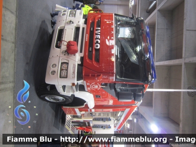 Iveco Trakker AT190T41W II serie
Vigili del Fuoco
Unione Distrettuale Merano (BZ)
Bezirksverband Meran
Veicolo ospitato dal corpo di Merano
Polisoccorso a trazione integrale (4x4) allestimento Iveco-Magirus
VF FW 37A
Parole chiave: Iveco Trakker_AT190T41W_IIserie Civil_Protect_2013 VFFW37A