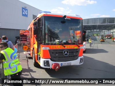 Mercedes-Benz Econic 1830 III serie
Bundesrepublik Deutschland - Germania
Berufsfeuerwehr Hannover
Vigili del Fuoco Permanenti Hannover
Allestimento Magirus
In servizio presso area prove dell'Interschutz 2015
Parole chiave: Mercedes-Benz Econic_1830_IIIserie Interschutz_2015